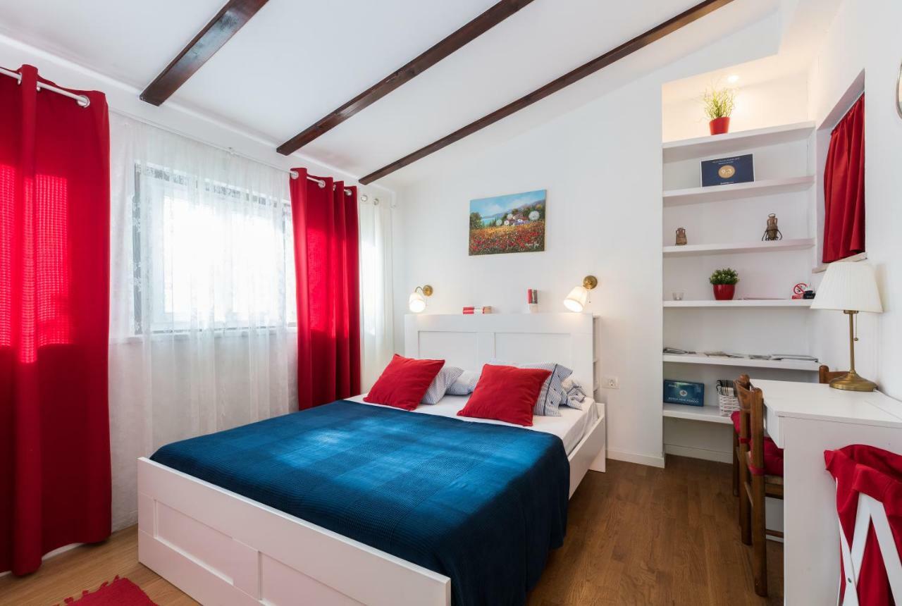 B&B Carmela Umag Ngoại thất bức ảnh