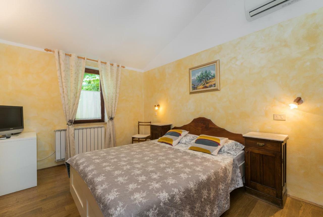 B&B Carmela Umag Ngoại thất bức ảnh